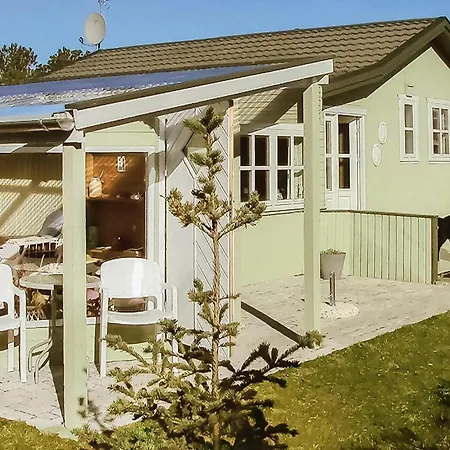 Three-bedroom In Saby Nyaraló